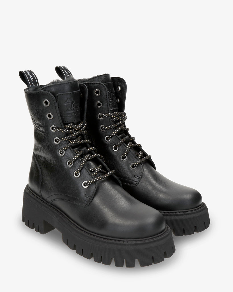 Carlyn botas de piel con forro interior de pelo. negro