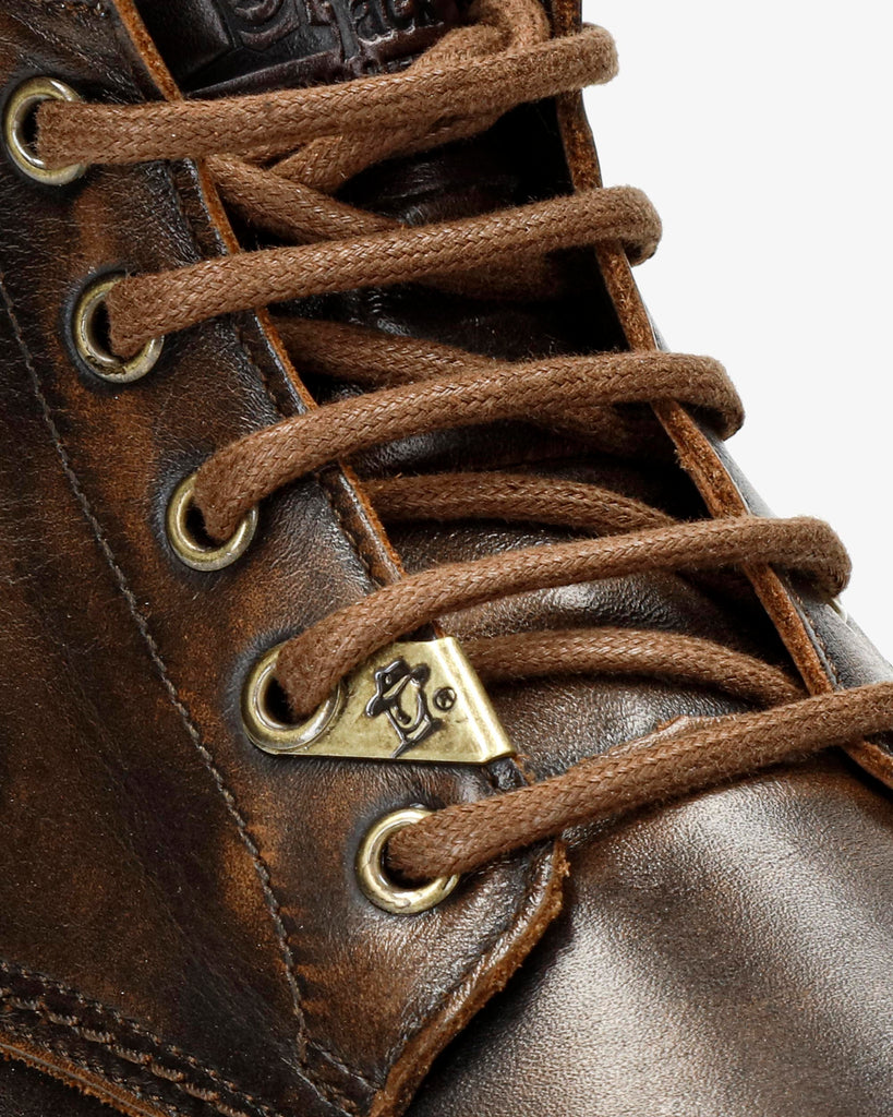 Emery botín de piel con forro interior de piel. cuero