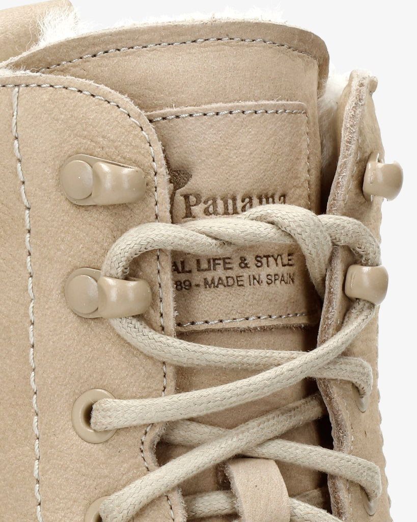 Fara Igloo Trav botas de piel con forro interior de pelo natural. crudo