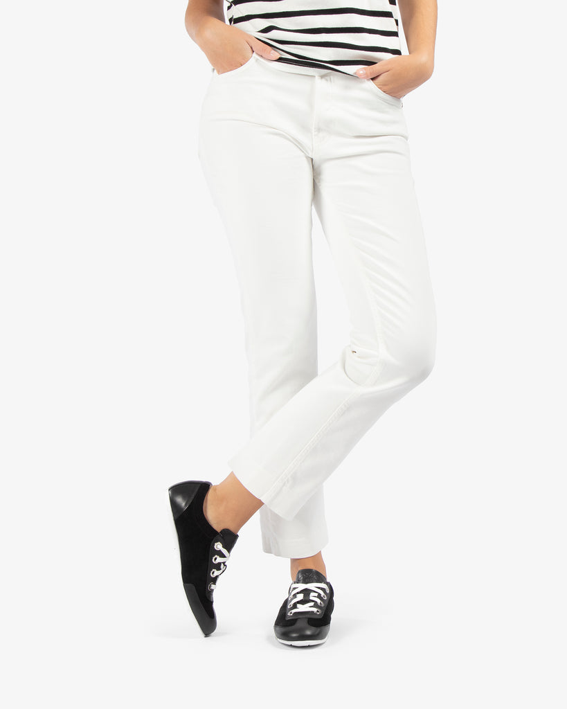 Farum sneakers de piel con forro interior de piel. negro