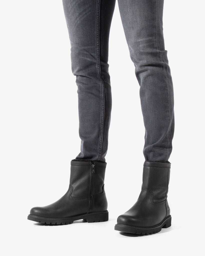 Fedro botas de piel con forro interior de pelo. negro