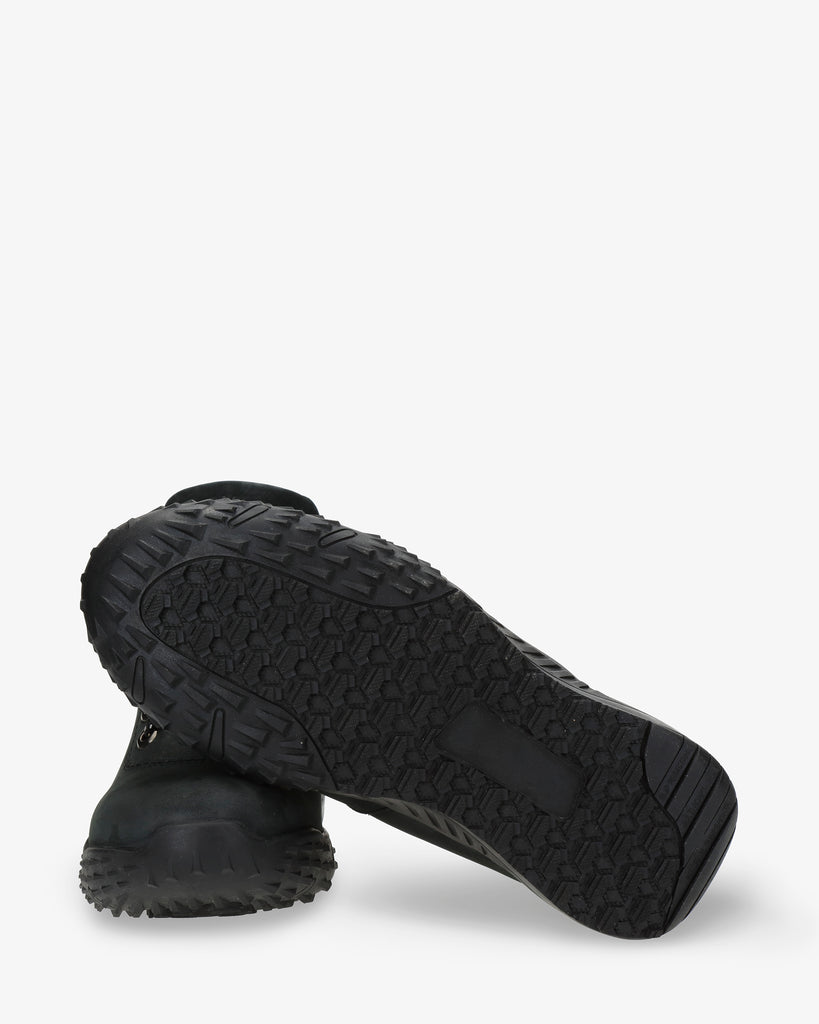 Newark botín de piel con forro interior de piel. negro