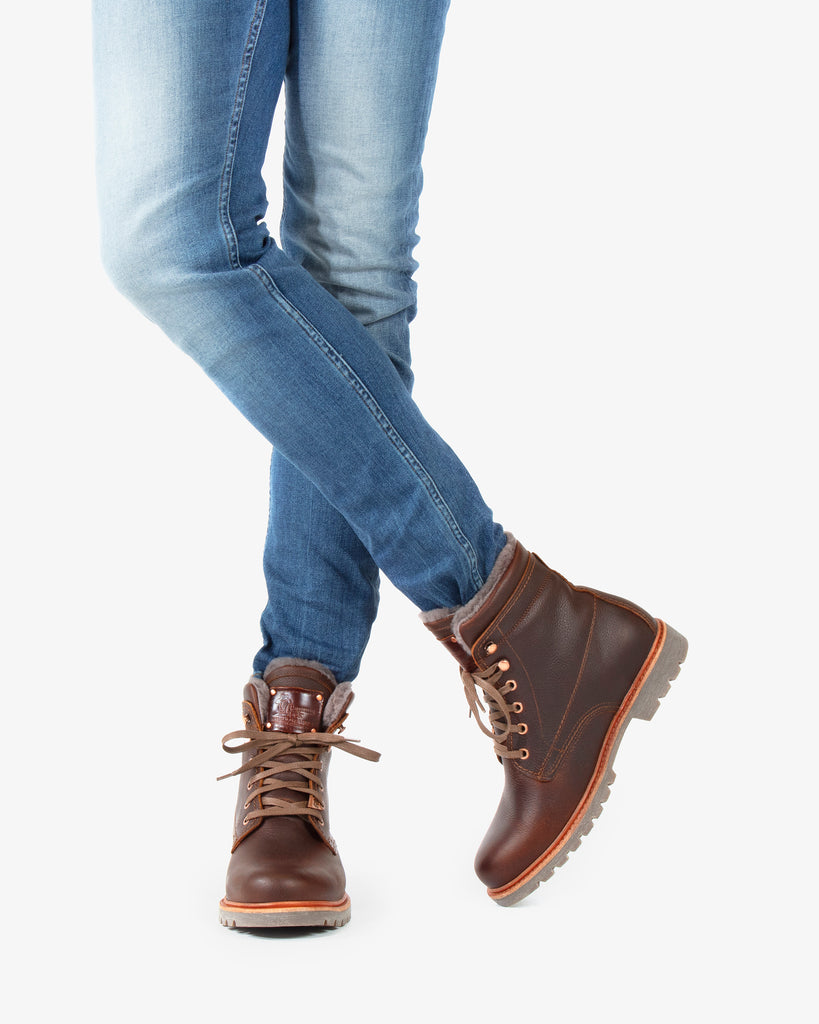 P03 Aviator Igloo botas de piel con forro interior de pelo natural. castaño