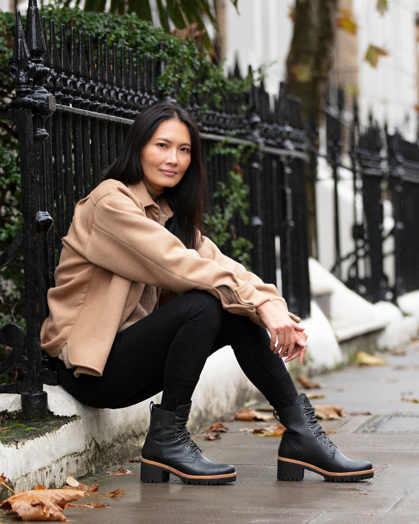 Padma botas de piel con forro interior de pelo. negro