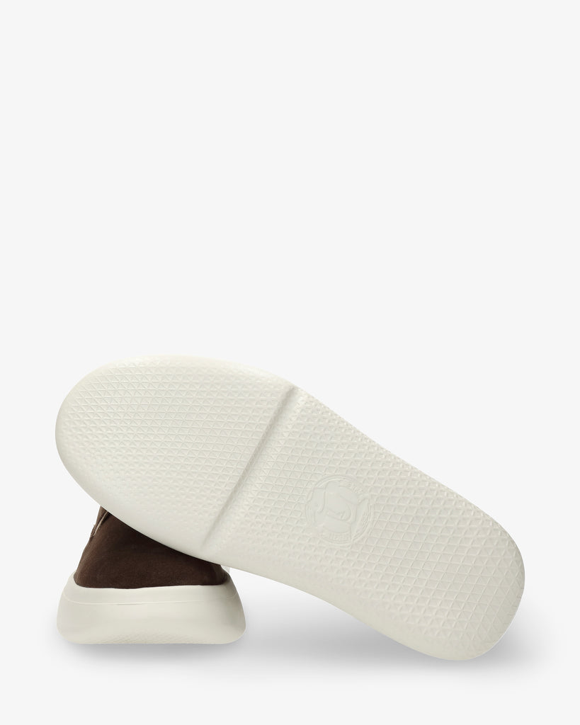 Yohana botín de piel con forro interior de piel. marron